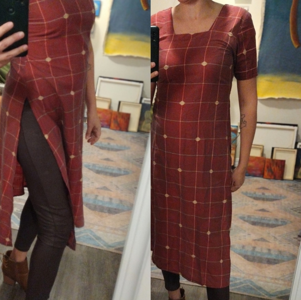 Vintage Maroon Women's Smock with slots, size small